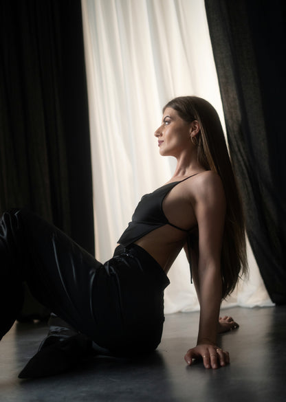 RAVE – Elegantný top z umelého hodvábu / ČIERNY