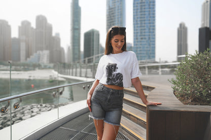 HIDDEN FLAME – Rifľové šortky s vysokým pásom / SIVÉ