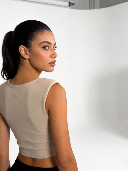 CHAINED – Crop top s odnímateľnou retiazkou / BÉŽOVÝ
