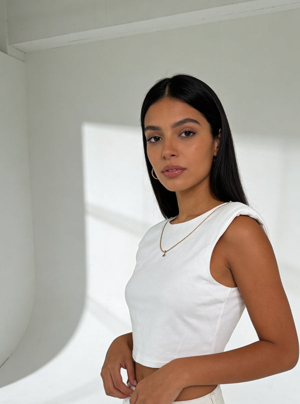 CHAINED – Crop top s odnímatelným řetízkem / BÍLÝ
